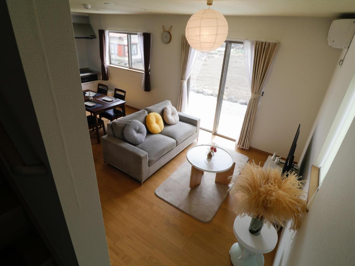 貸別荘 ウサギの郷 Fujikawaguchiko Extérieur photo